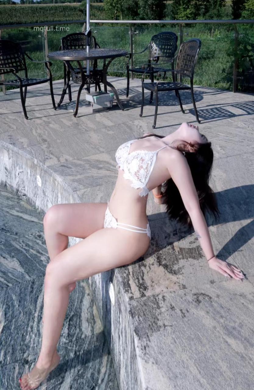 鹅鹅 2024-07-06 23:14:50 长腿玉足🍑清纯脸庞凹凸有致的身材 鹅鹅的秘密的秘密 第12张