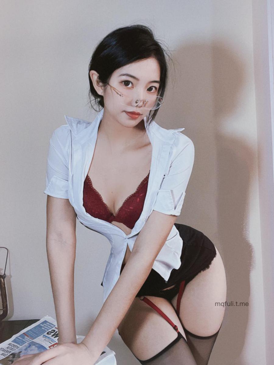 纪念小小V 2024-07-16 18:58:46 小V老师补课～