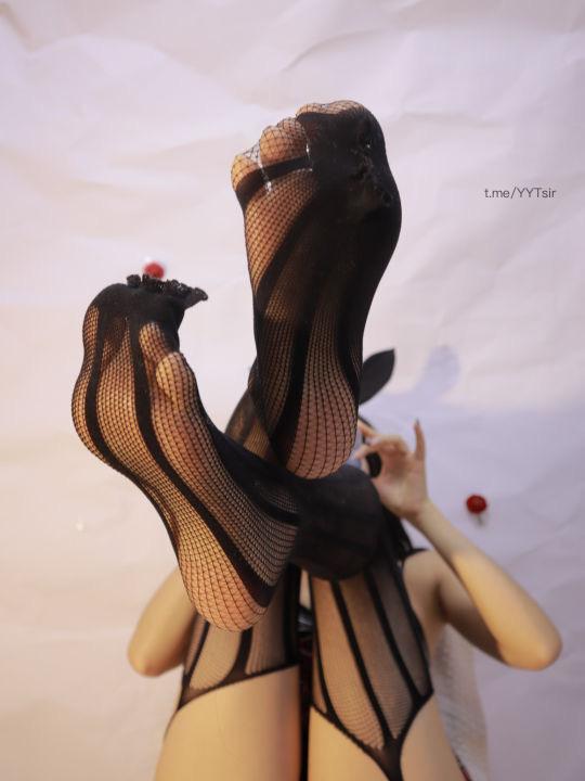 纪念小小V 2024-07-31 22:35:19 性感黑色撕袜