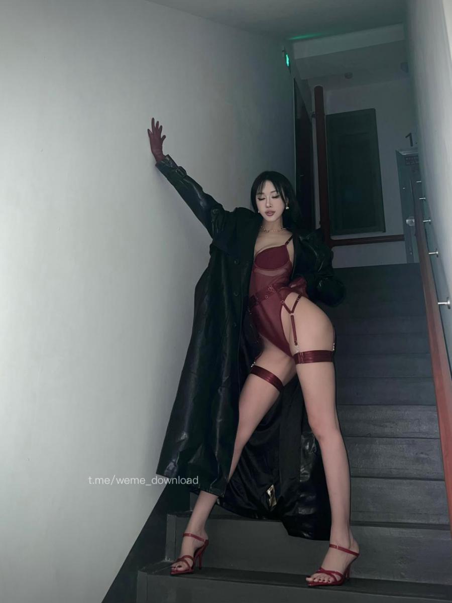 孟晓艺 2024-07-17 20:41:15 深夜楼道漏出拍摄的作品 孟晓艺dana 第2张