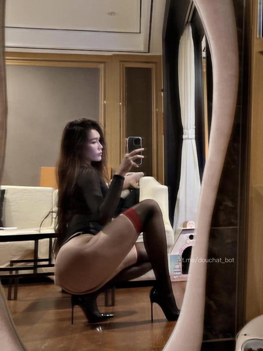 娜比meow 2024-07-25 22:23:07 照片 第1张