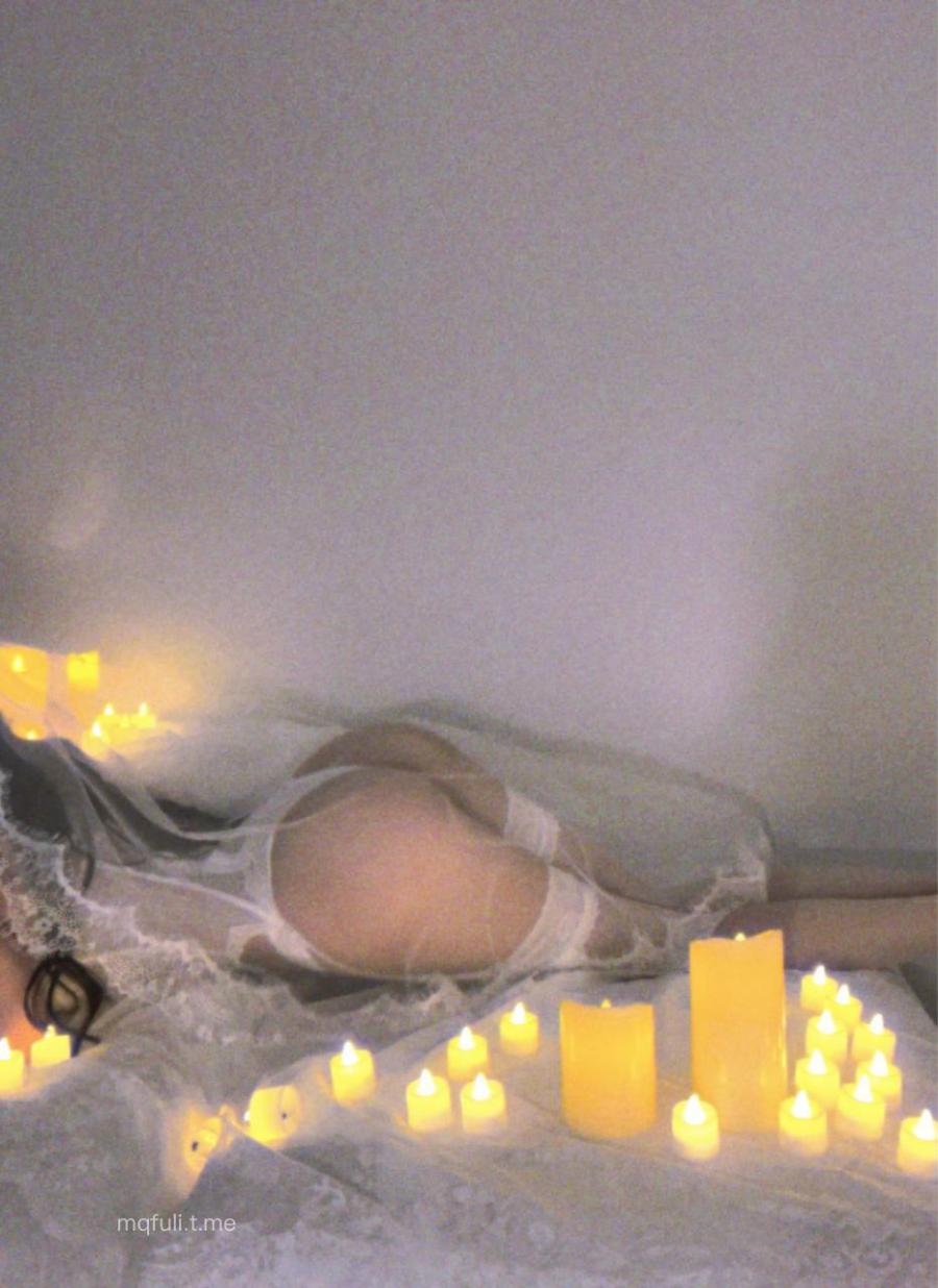 纪念小小V 2024-08-01 11:28:57 婚纱白丝主题系列