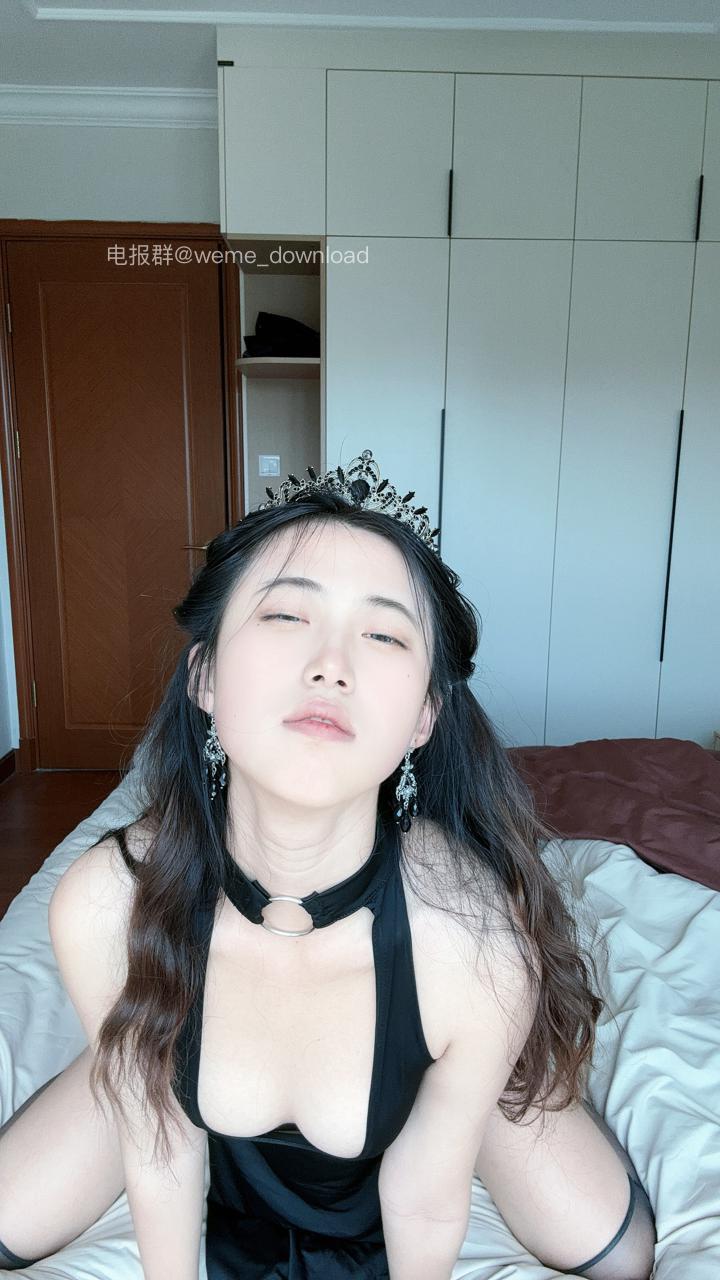 柯宝碎碎念 2024-08-28 12:33:51 黑色睡衣 三线式小内搭超级sexy