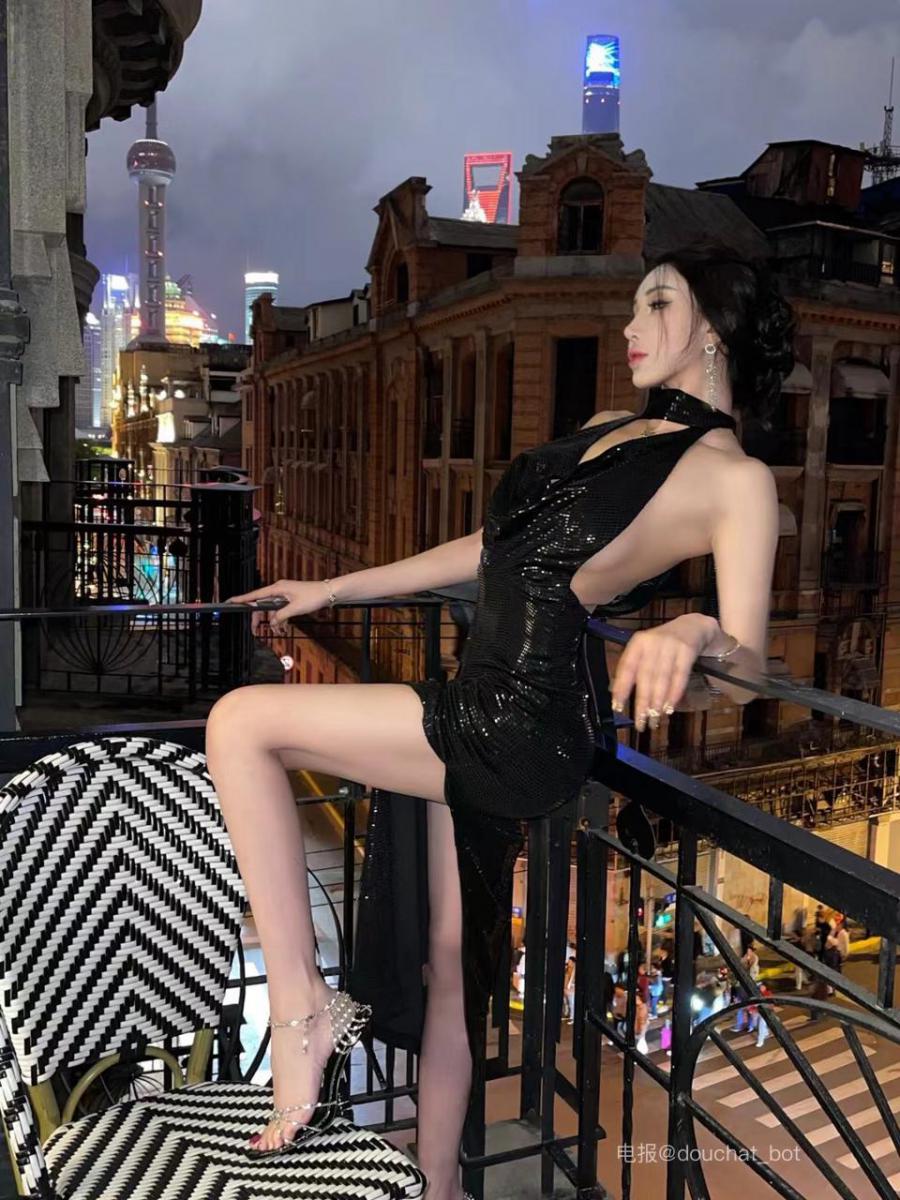 孟晓艺 2024-08-25 21:16:49 极致美，窗台哦啊