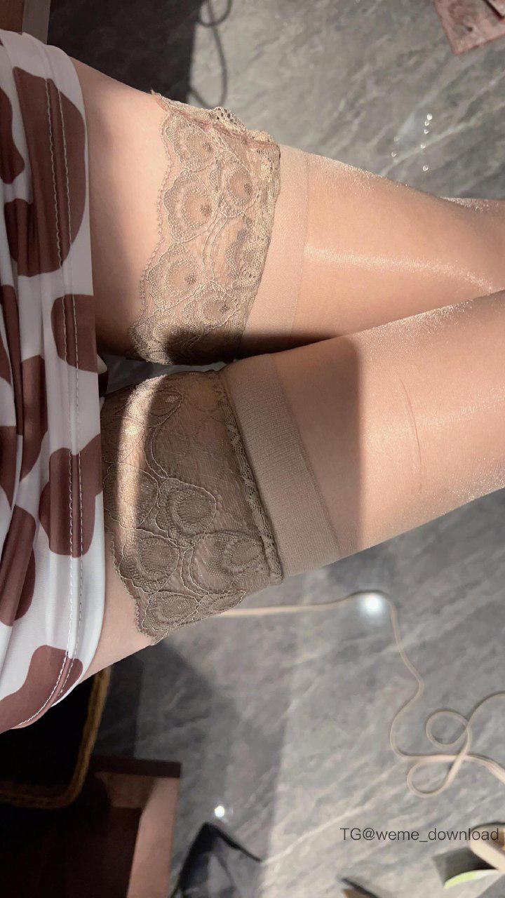 沈汝凡 2024-08-13 16:25:16 性感奶牛齐屁包臀裙🥛➕一根绳丁字 沈汝凡超哇噻 第2张