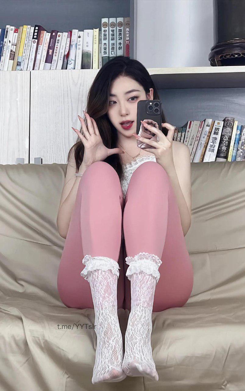 杨晚柠 2024-09-19 01:03:10 问你喜欢吃什么 你说喜欢偷吃