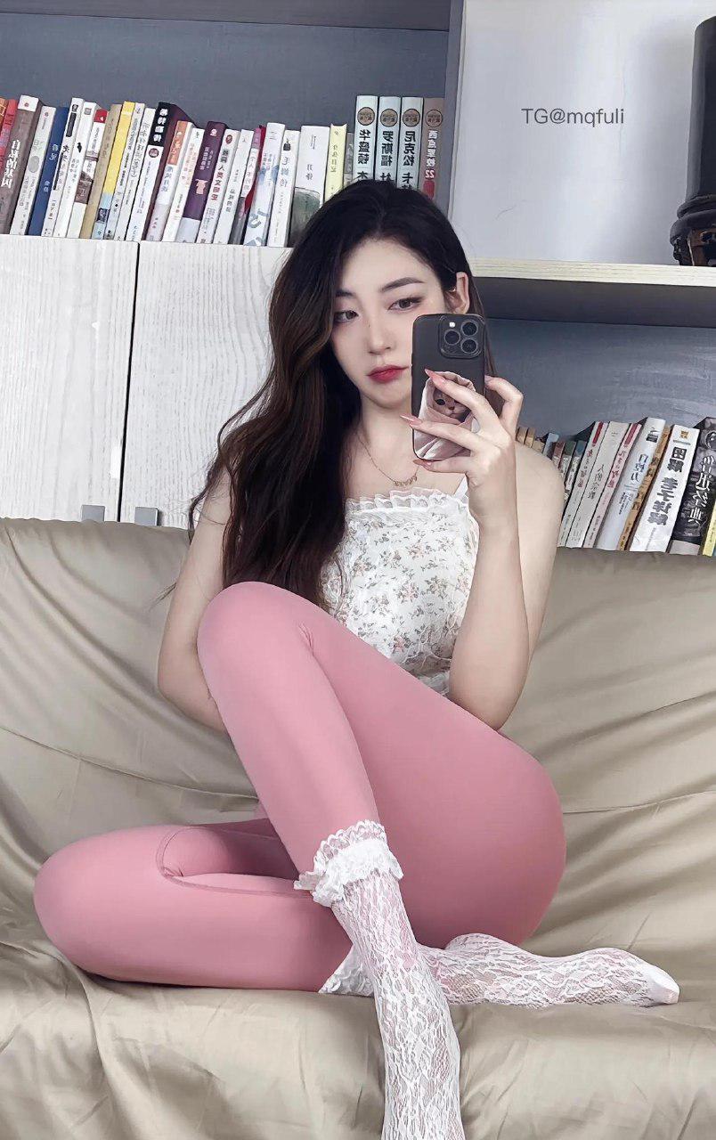 杨晚柠 2024-09-19 01:03:10 问你喜欢吃什么 你说喜欢偷吃