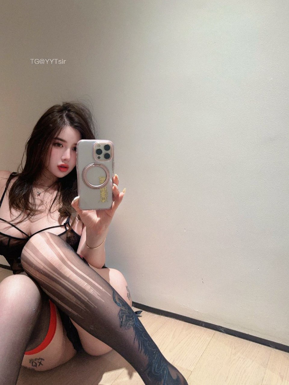 阿色 2024-10-12 15:34:49 巨型蜜桃女神身材爆辣 第14张