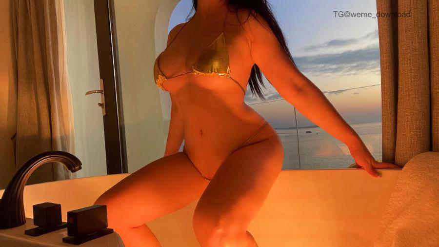 水蜜桃米米 2024-10-30 00:19:20 铁粉专享贴 依旧是精彩丰富的 第11张