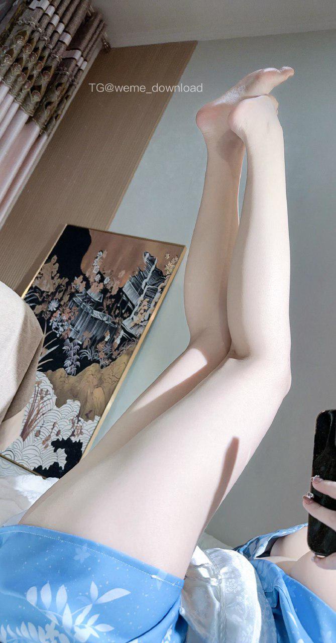 是小爱老师 2024-10-17 21:03:25 铁粉帖 🥛🐻呼之欲出😍，敲有弹性