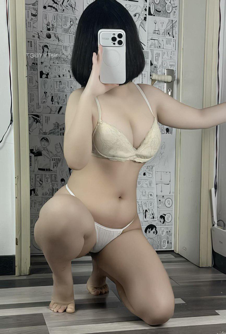 酷野 2024-11-19 19:43:41 白色吊带➕丁字裤➕光腿😍 酷野很乖 第6张