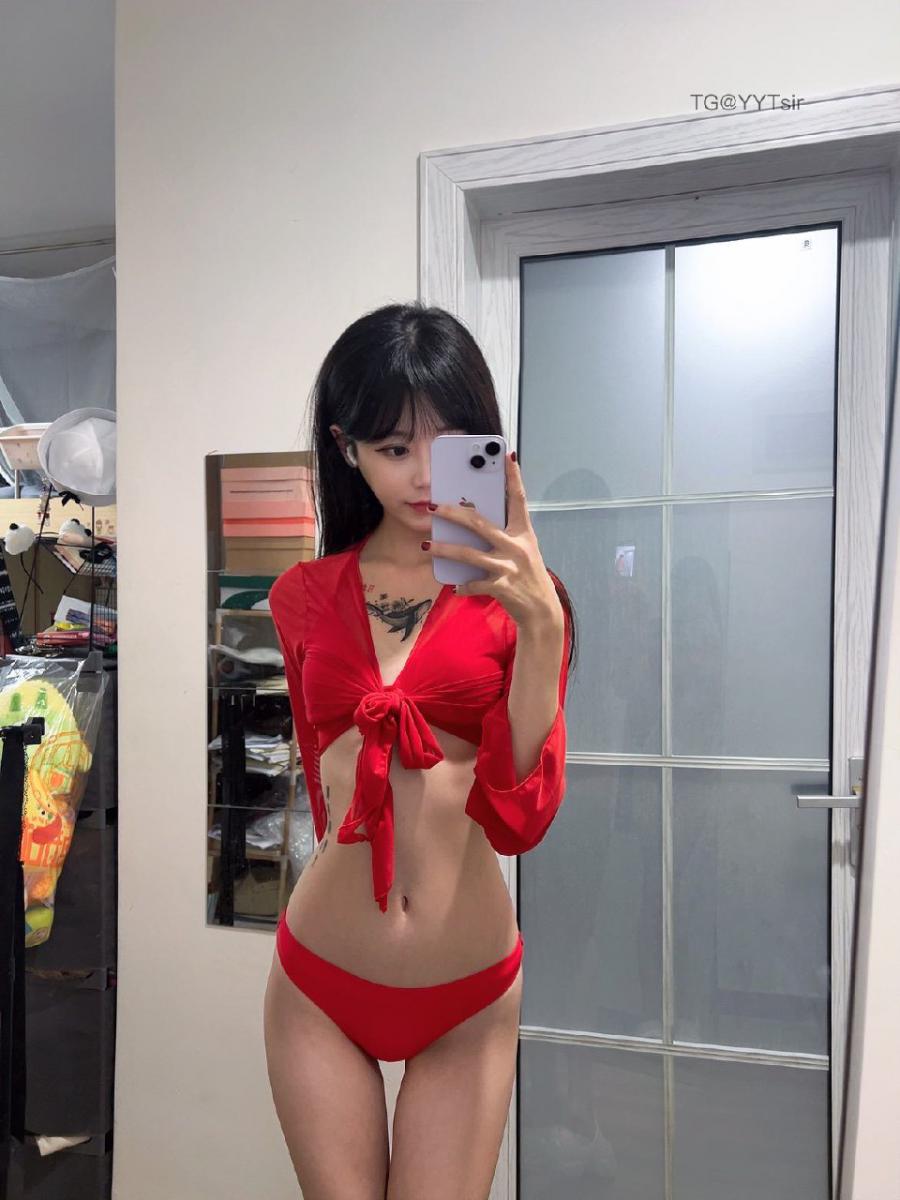 MarkoftheBody 2024-11-19 01:31:07 性感大红色比基尼👙 第3张