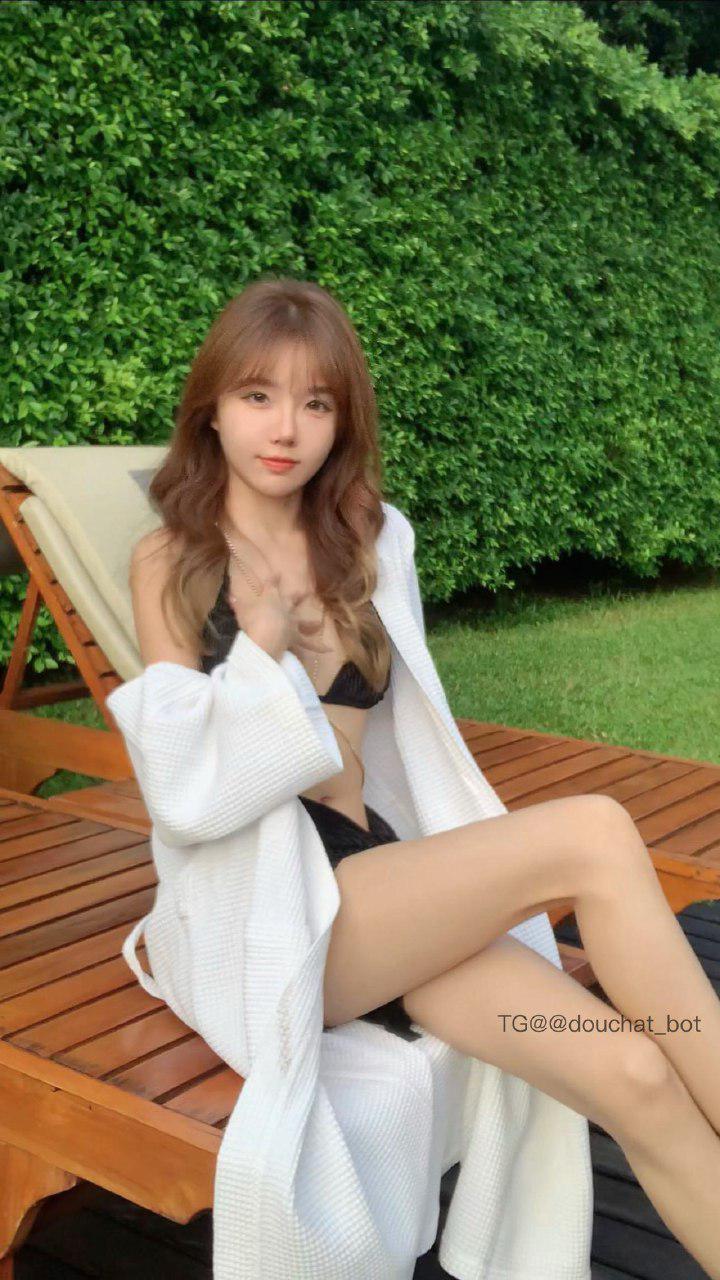 相扑猫 2024-11-24 23:12:00 清纯无辜小学妹💧露脸直出 第2张