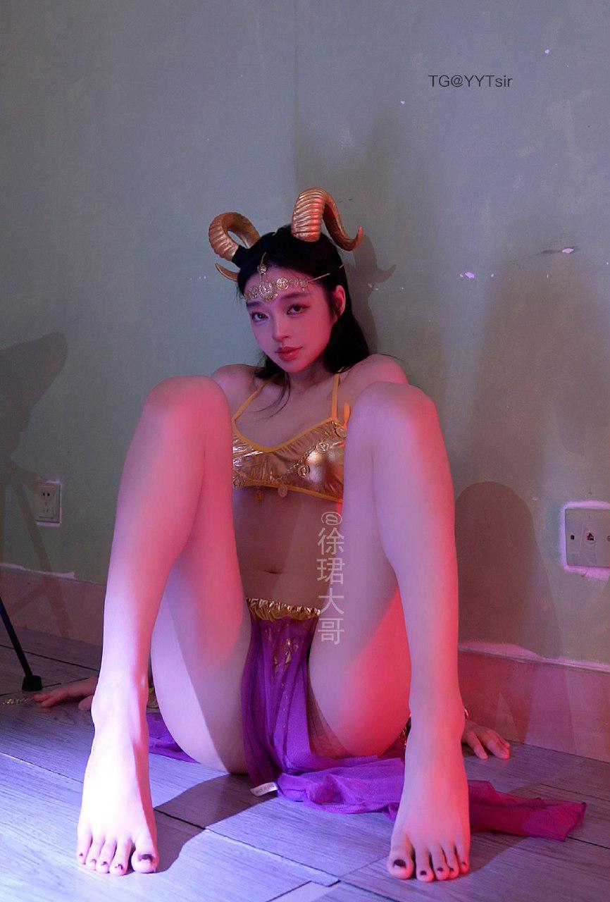 徐珺 2024-11-02 15:15:48 铁粉专享贴 大图x1⃣️2⃣️ 徐珺大哥 第6张