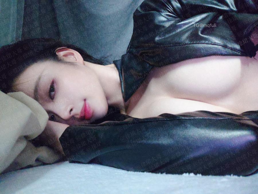 徐珺 2024-11-02 14:54:17 黑色蕾丝全套➕吊带网袜➕红底高跟 徐珺大哥 第6张