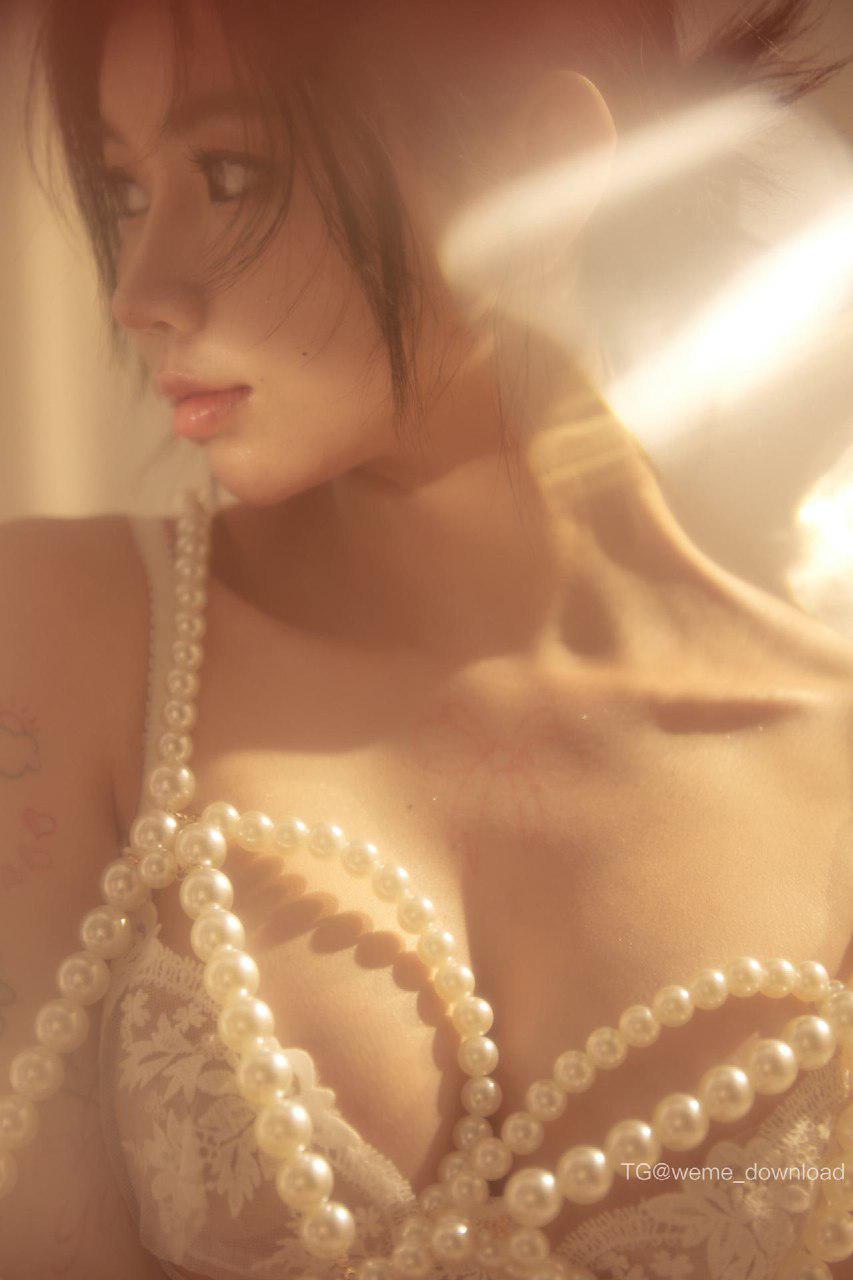 鱼神 2024-11-09 00:54:46 珍珠套装爆赞爆露👍曼妙身姿展示淋漓尽致 鱼神鱼 鱼鱼的秘密鱼鱼的秘密 第1张