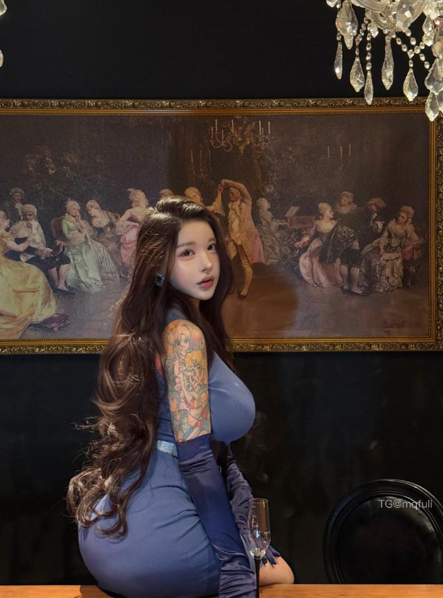 希希Gina 2024-12-24 00:10:09 和你比起来他们都素然无味 辣肉肉Gina 第1张