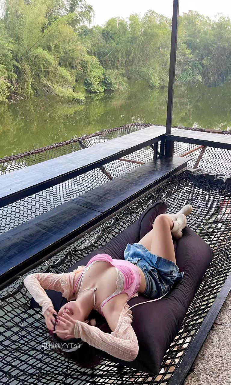 无情后妈不减脂 2024-12-28 01:20:30 总觉得这时你应该在我身边