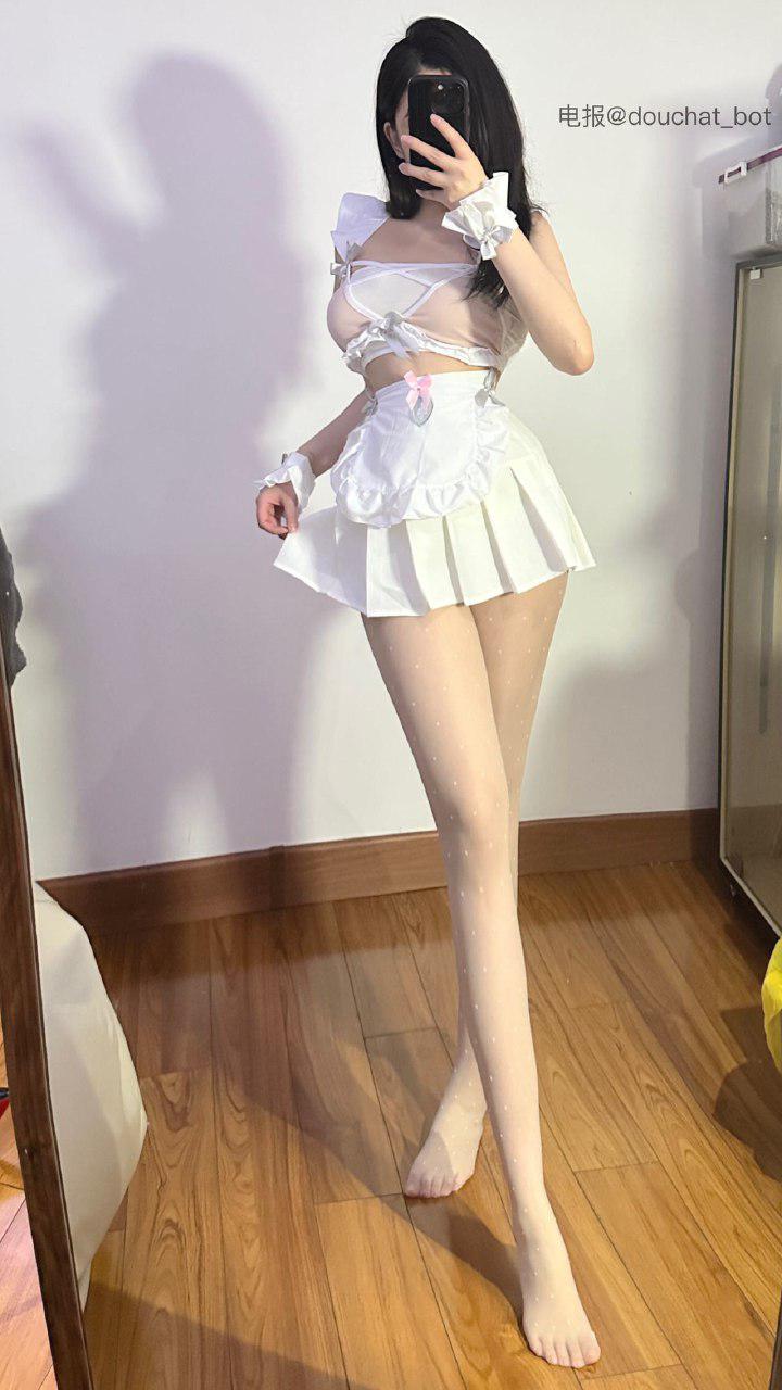 洋洋不是洋妞 2024-12-13 09:25:29 女仆装洋洋来啦 香香软软的🐻🐻和丝pp 第13张