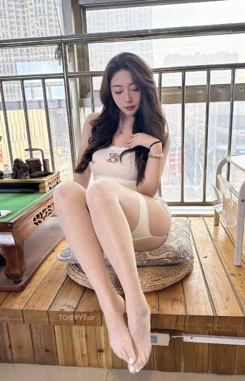 杨晚柠 2024-12-06 00:58:32 又到这个夜深安静的夜晚啦🥰