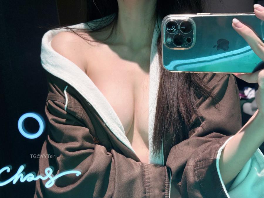 女刺客 2025-01-28 13:32:21 沉浸式场景感受?极致腰臀比 女刺客圈圈 第15张