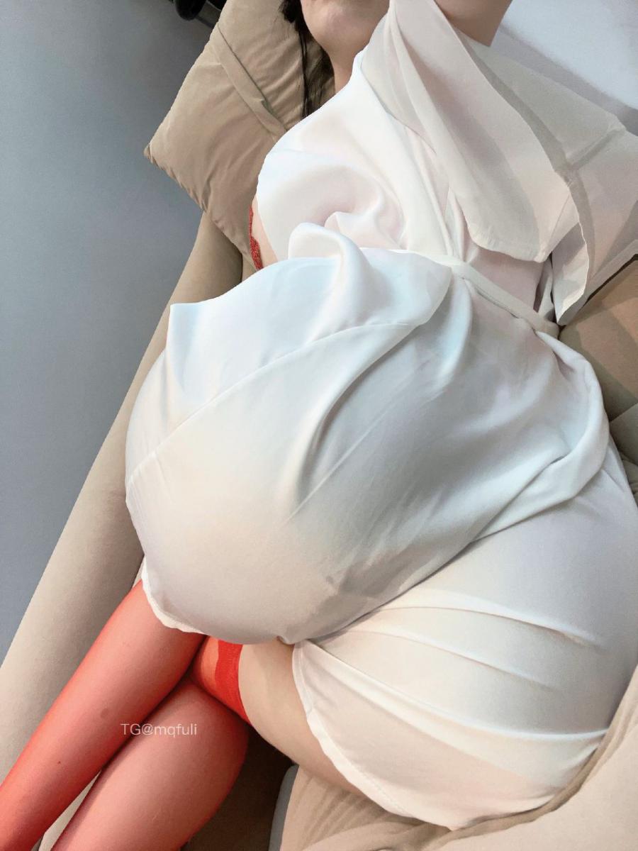 我是ou 2025-01-05 01:57:52 性感黑丝美腿👙可不是闹着玩儿的 第14张