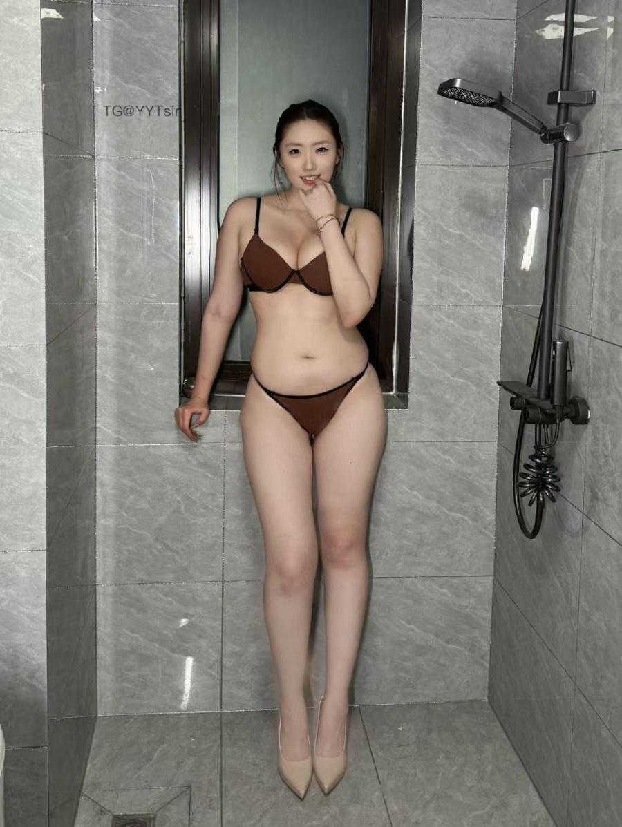 壮壮姐姐 2025-01-11 17:09:12 微胖女人 内衣秀