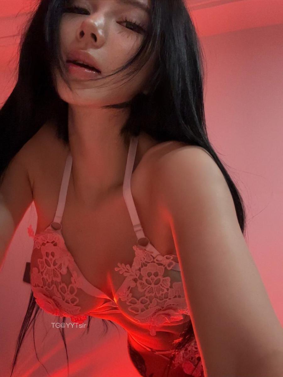 凌凌七DL 2025-02-20 14:19:29 极品身材👙秀让你起飞💥 第8张