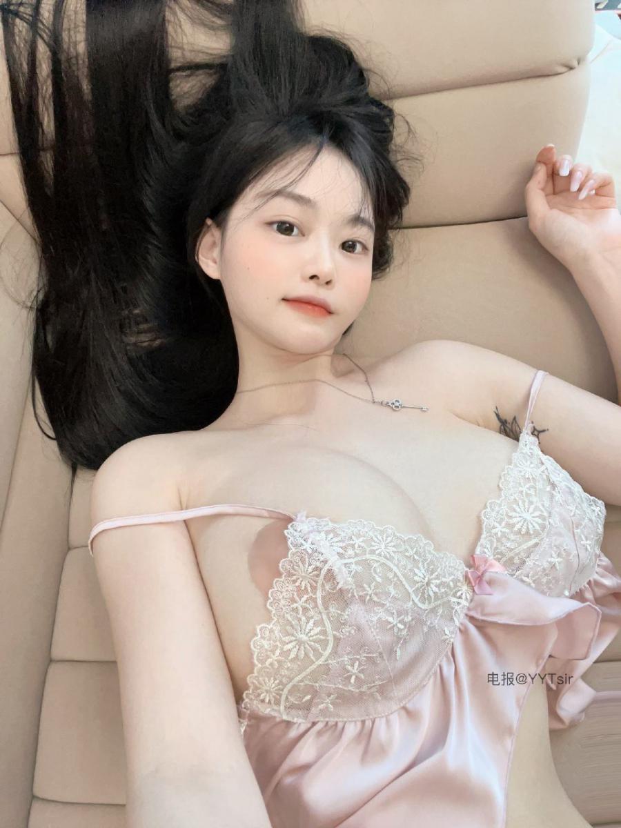 左公子666 2025-02-01 23:38:43 轻纱睡袍铁粉今晚走不了啦