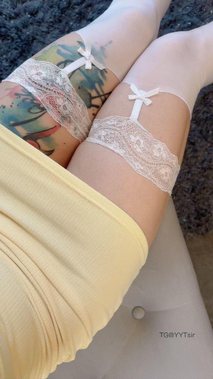 柯多多的小日子 2025-03-11 19:40:50 黄色的连衣裙 白色的丝丝 第9张