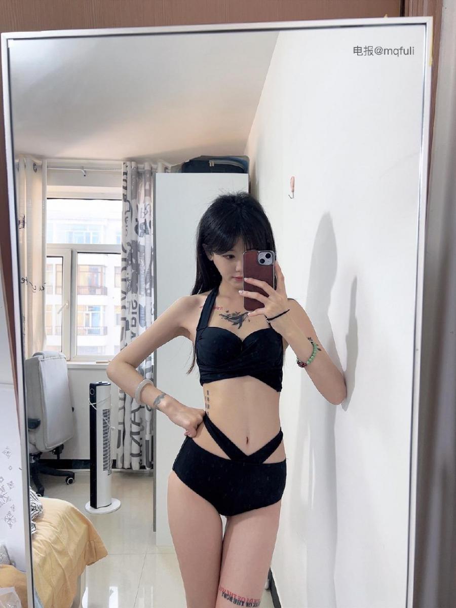 MarkoftheBody 2025-03-08 00:33:41 蜜大腿超you人🙈 黑色上内衣配 第2张