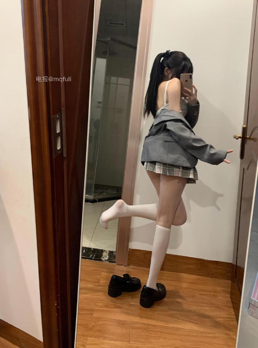 是只小甜宠 2025-04-30 16:45:21 jk小甜宠🥹又纯又欲的的宝贝 照片 第2张