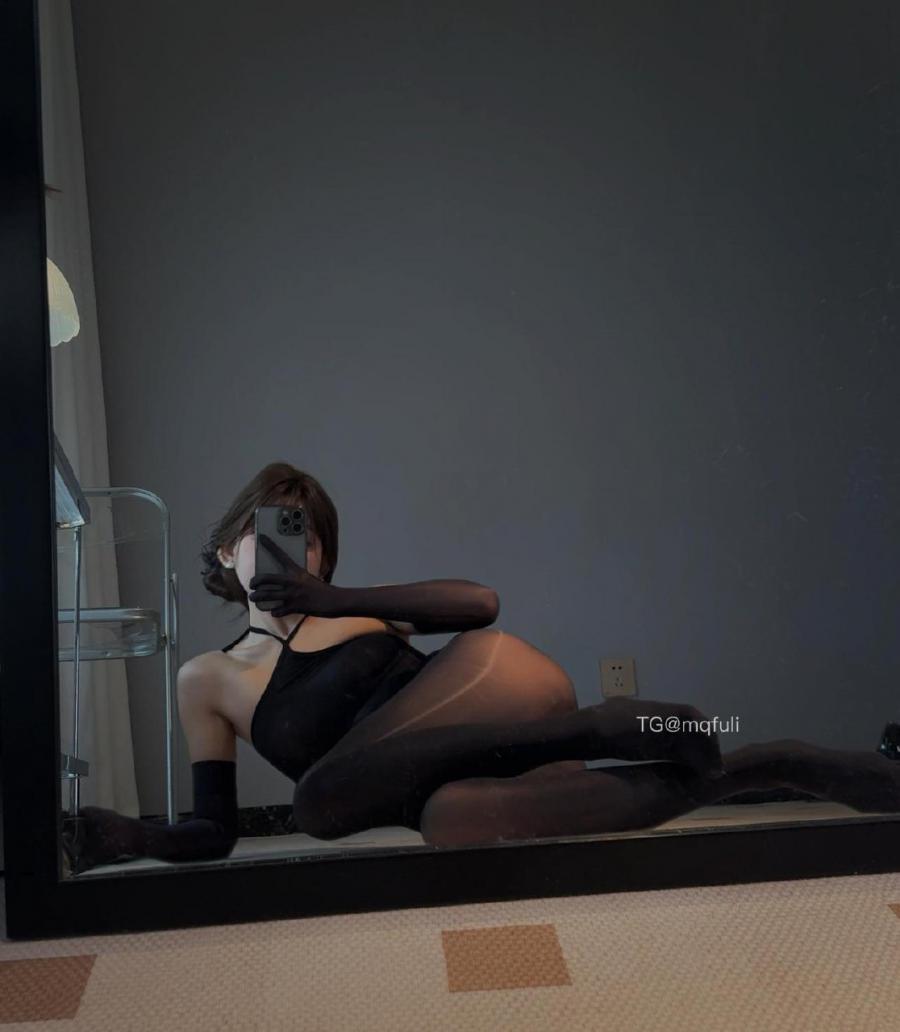 张雅智 2025-04-30 17:32:45 雅智最顶付费贴😣我愿做你永远的挚爱 第1张