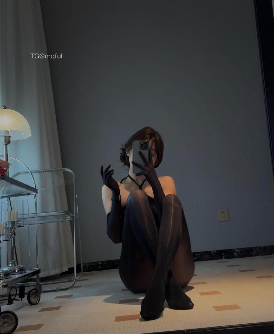 张雅智 2025-04-30 17:32:45 雅智最顶付费贴😣我愿做你永远的挚爱 第2张