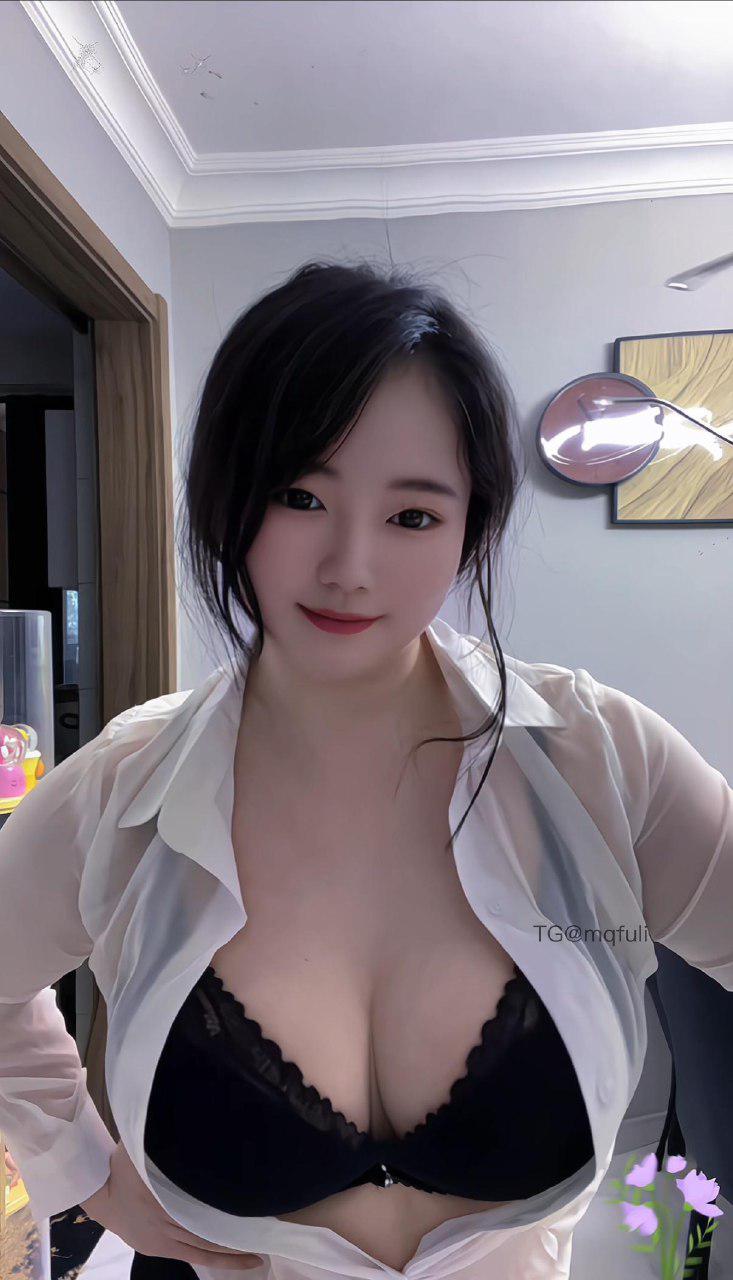 陈幼恩 2025-05-01 18:43:11 秘书长套装👙秘书的穿衣风格😶🌫️ 第9张