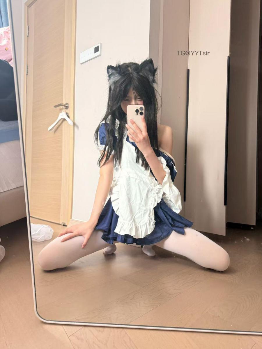 一只香 2025-05-08 16:39:17 乖乖女的私下神秘日常 连体情趣服饰👙图片⑧