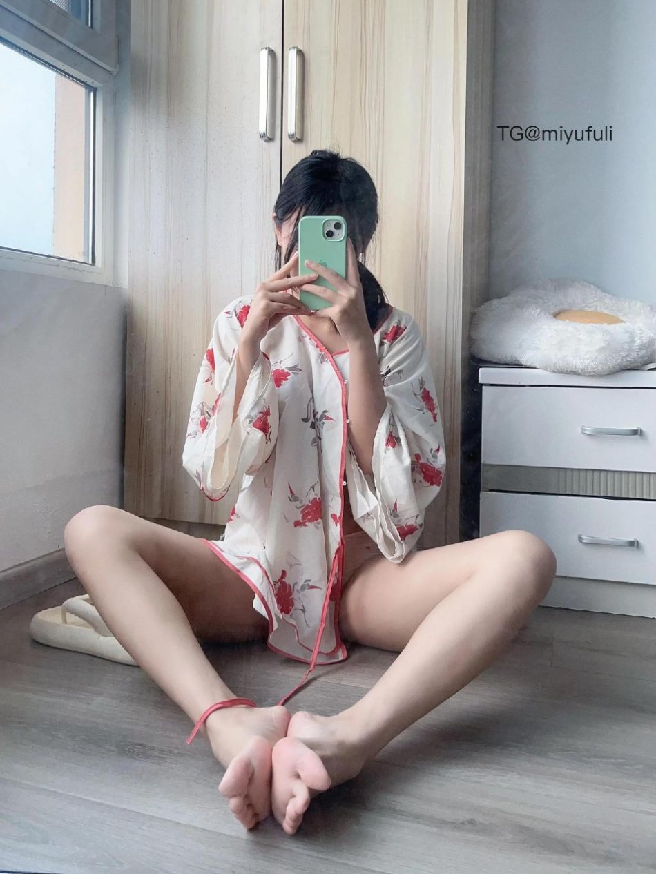 小北 2025-05-28 21:00:12 汉服 第2张