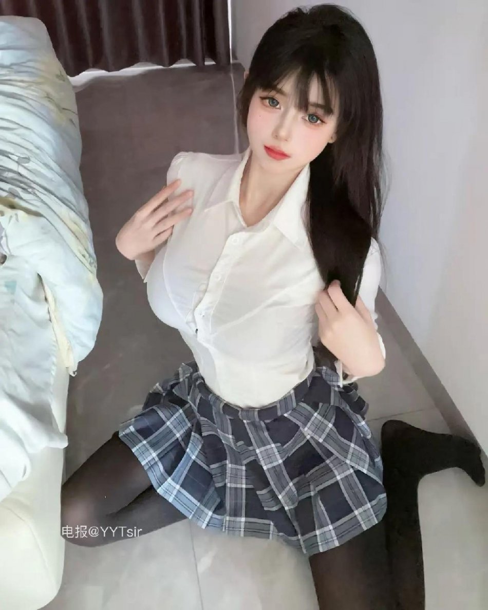 李怼怼 2025-05-27 18:46:56 仙女驾到,统统闪开