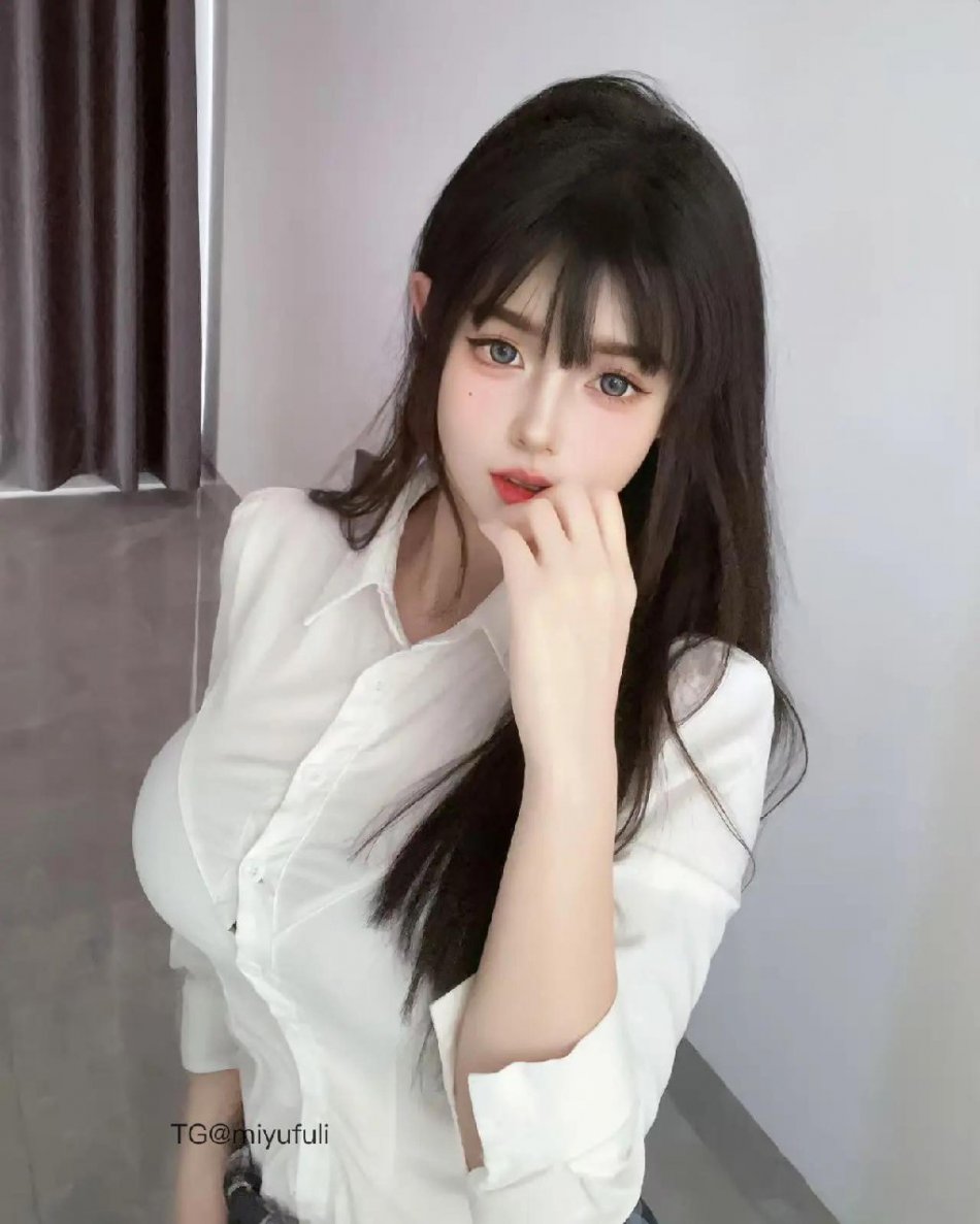李怼怼 2025-05-27 18:46:56 仙女驾到,统统闪开