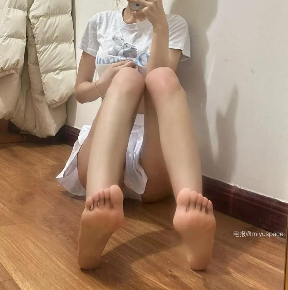 小柴不吃辣 2025-05-26 01:33:29 美丽动人的我