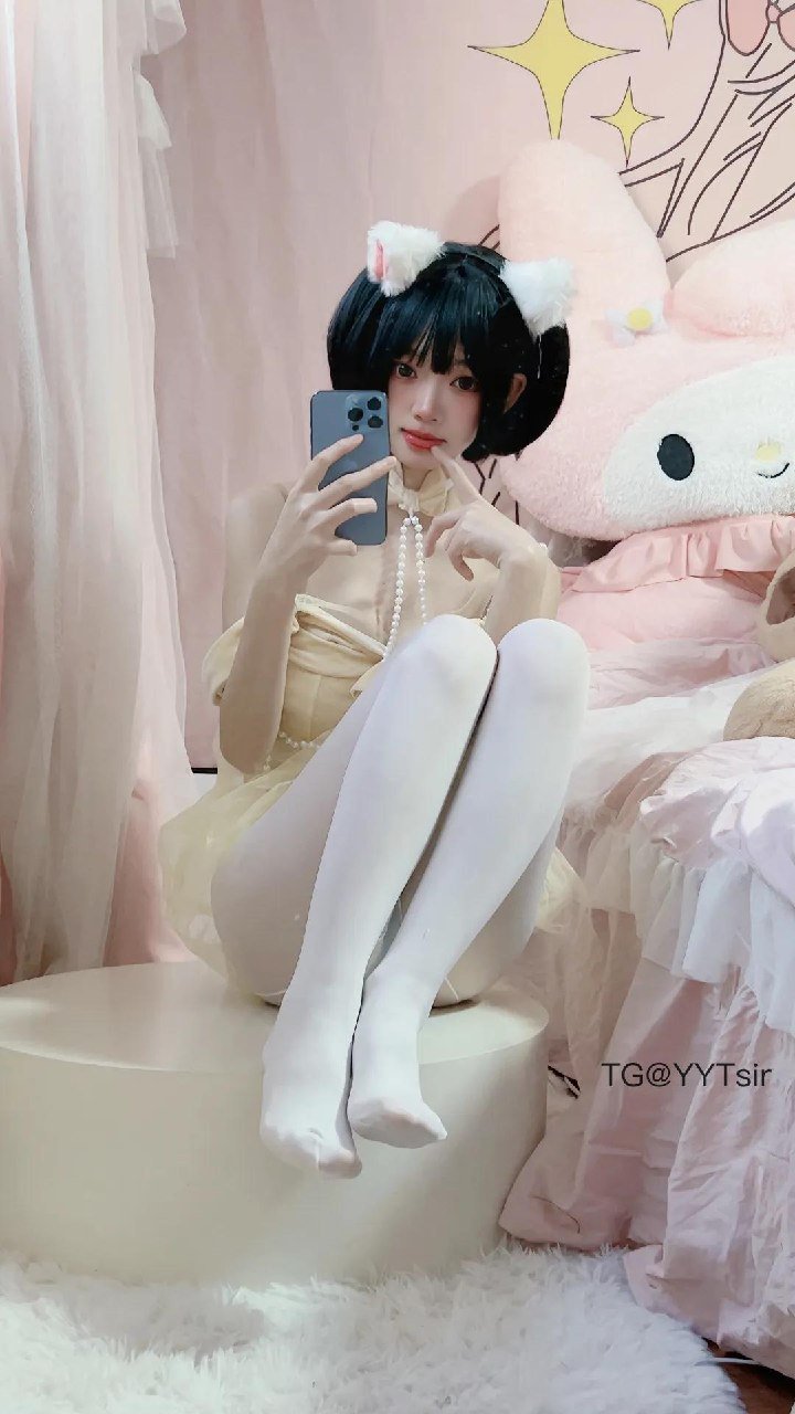 卿卿 2025-06-03 22:53:51 哈哈我的猫猫真可爱~🐱🐱
