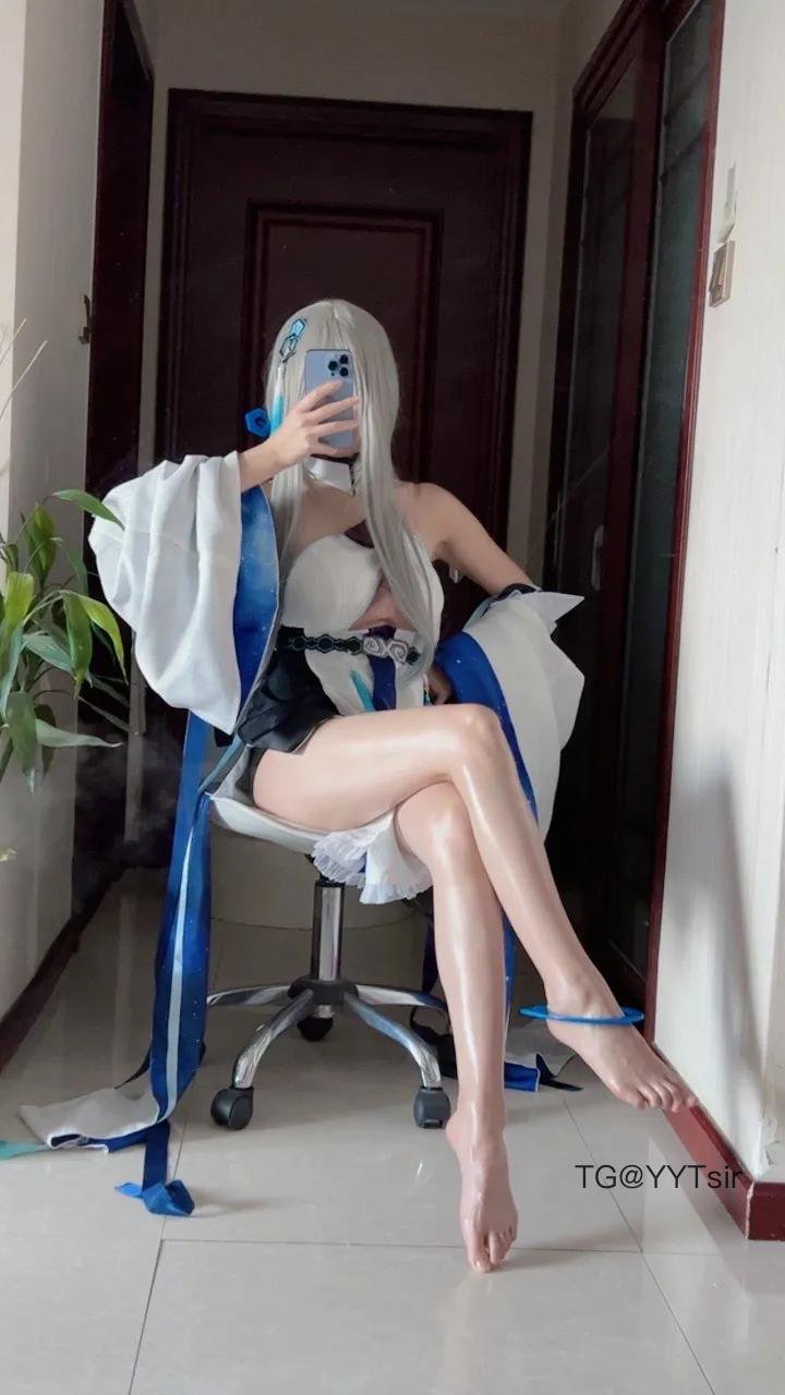 卿卿 2025-06-04 03:00:06 油腿腿