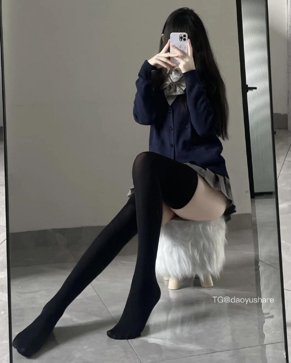 李怼怼 2025-06-17 11:34:07 光脚合集💖 第5张