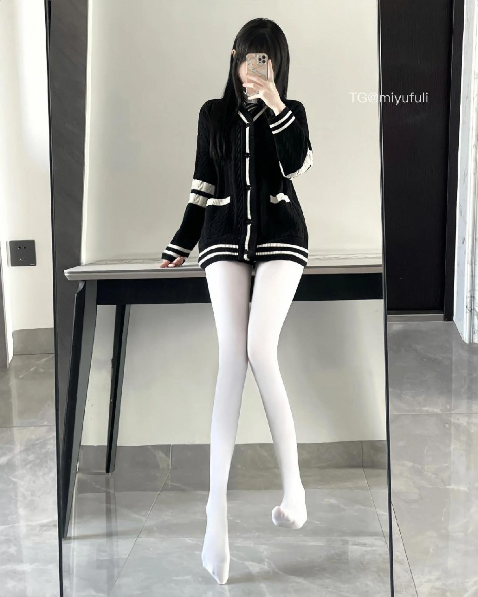 李怼怼 2025-06-17 11:34:07 光脚合集💖 第4张