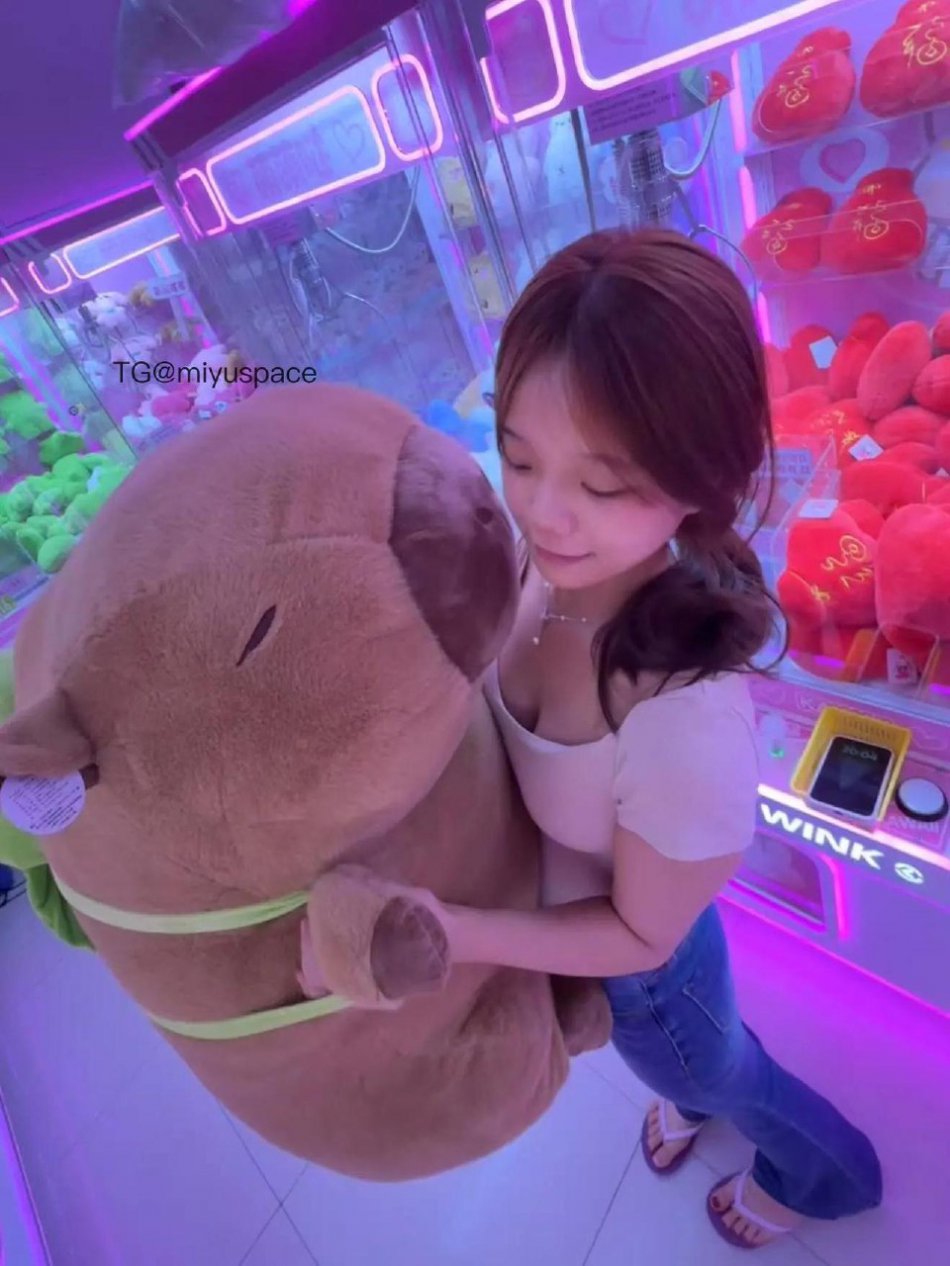 藤藤菜 2025-07-18 17:21:01 你应该很孤独吧？