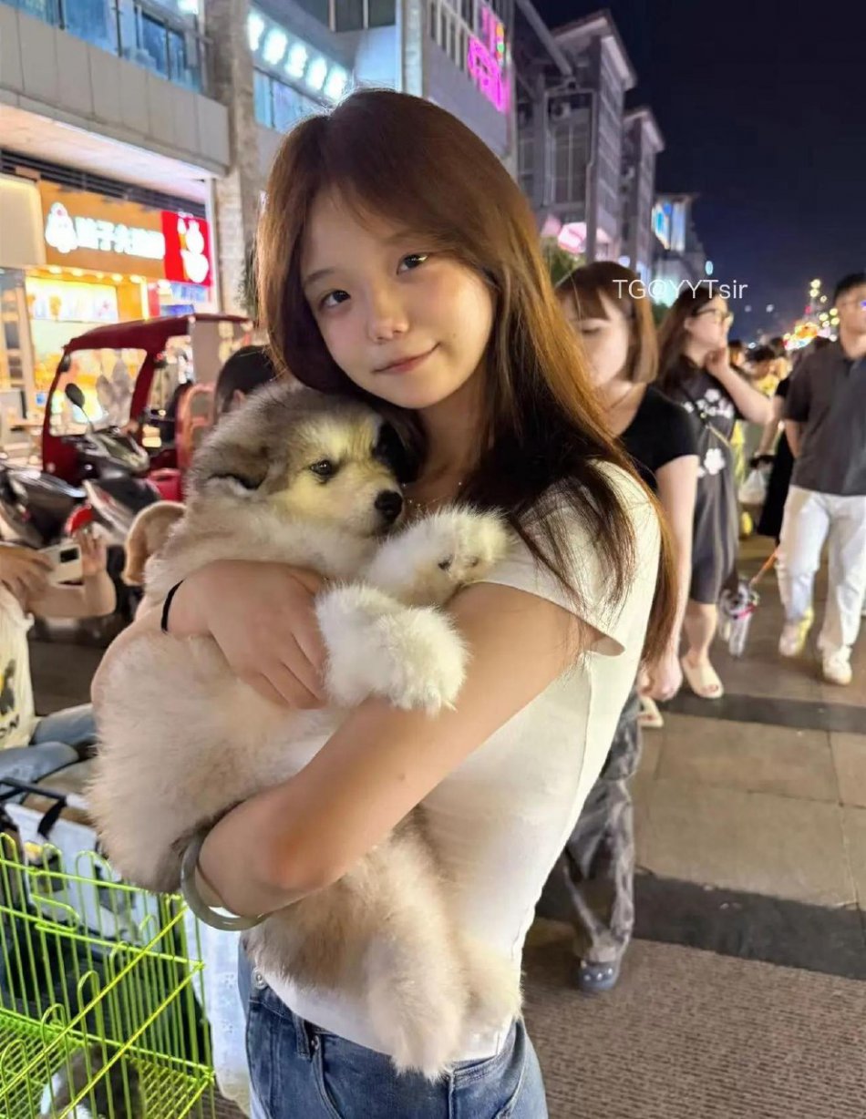 藤藤菜 2025-07-18 17:21:01 你应该很孤独吧？