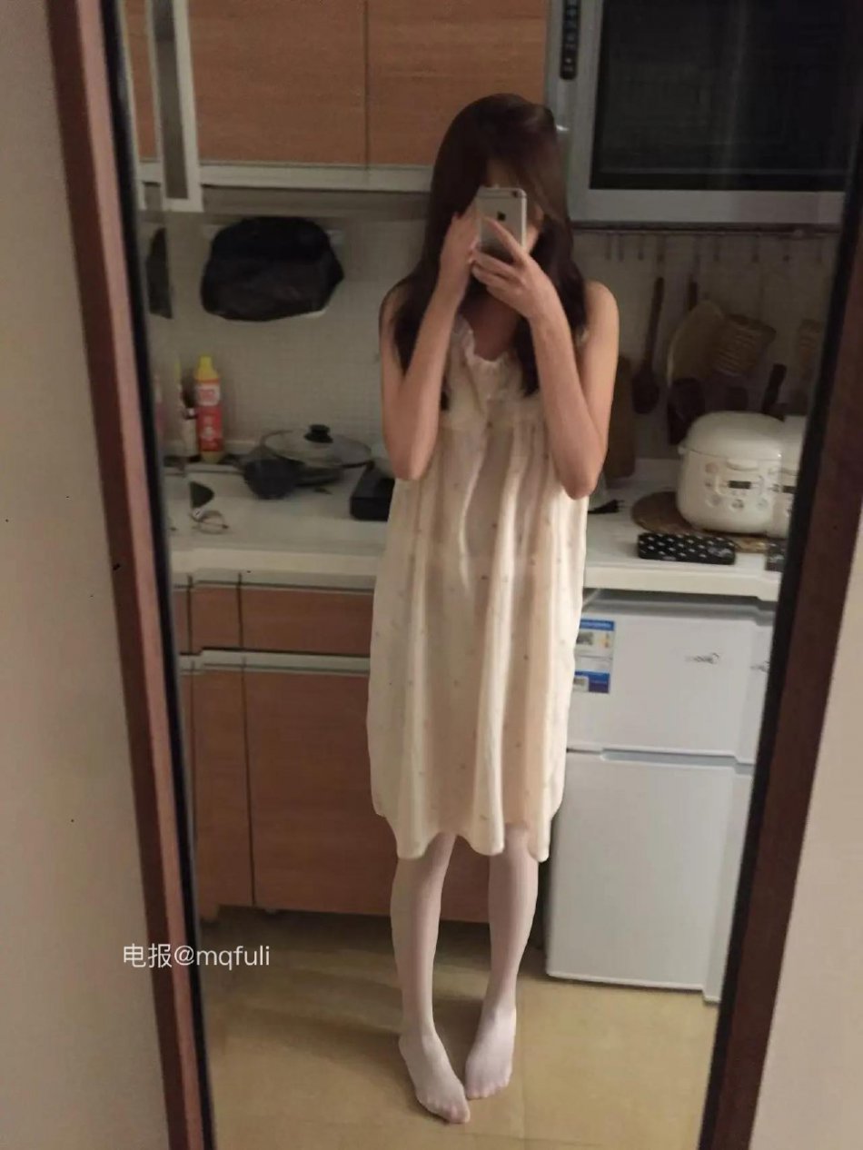藤藤菜 2025-07-18 17:21:01 你应该很孤独吧？