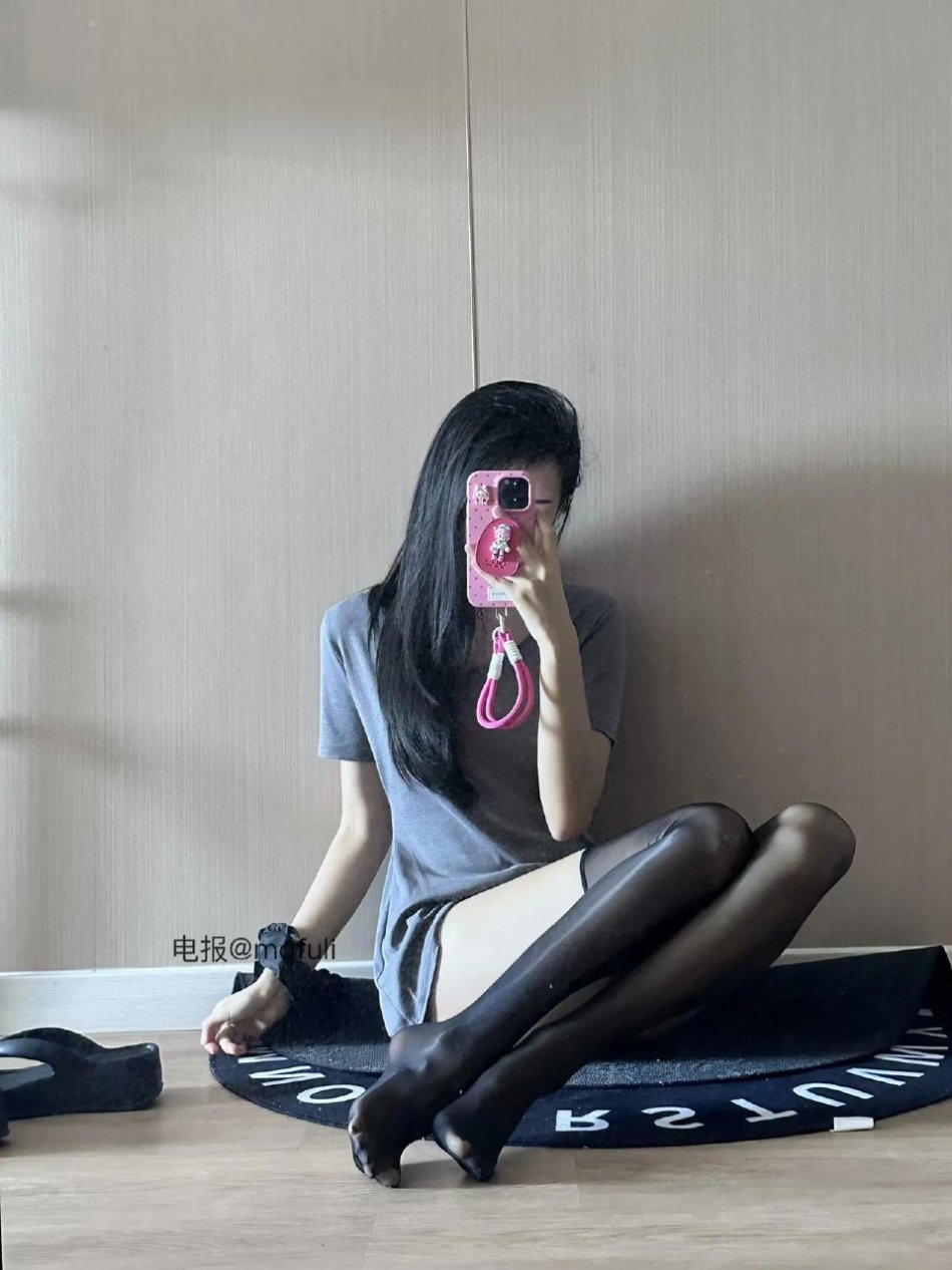 小辣椒 2025-07-30 19:24:21 腿照合集