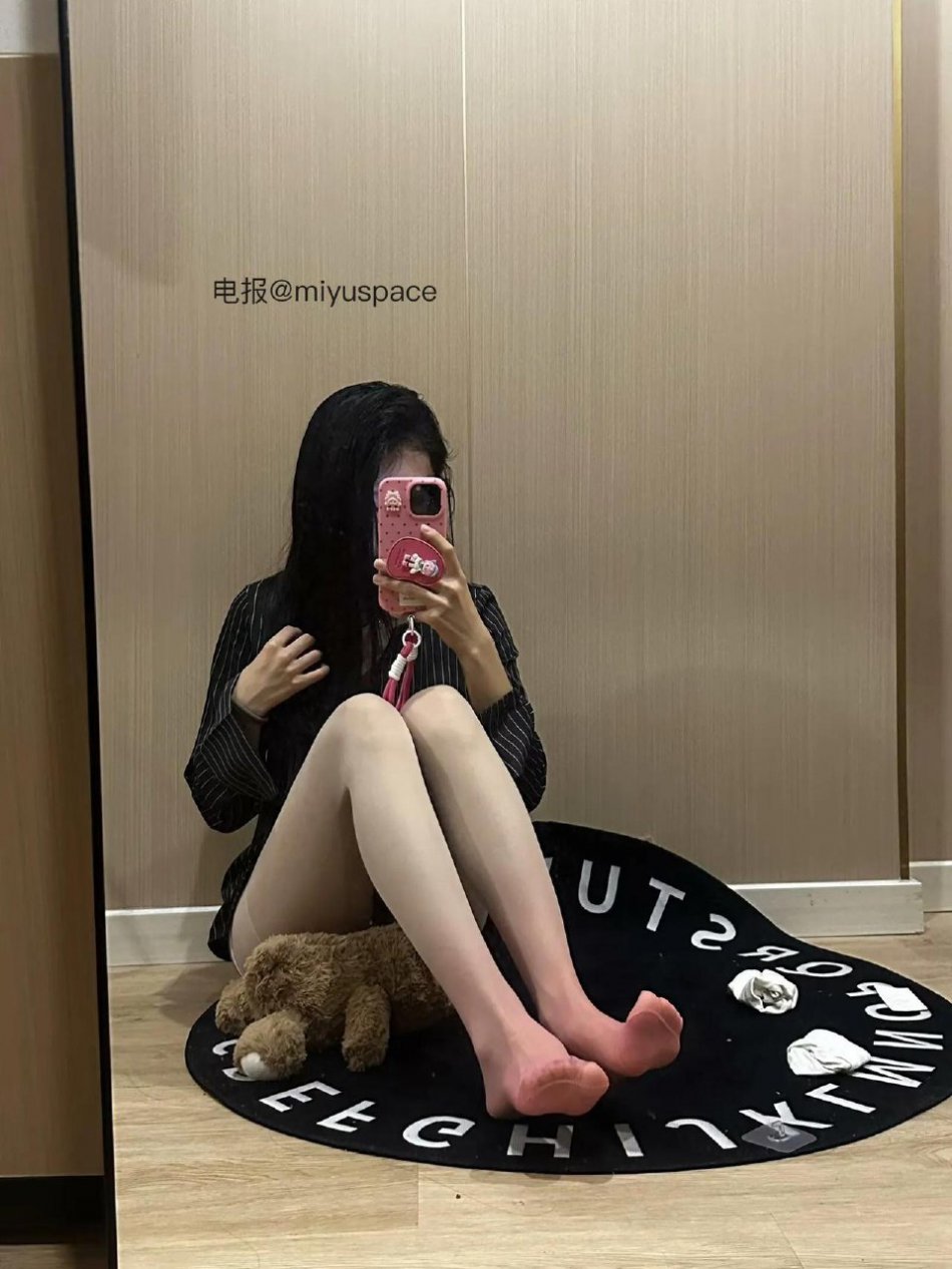 小辣椒 2025-07-30 19:24:21 腿照合集