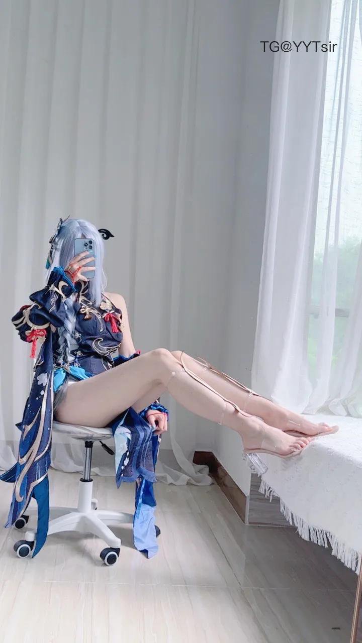 卿卿 2025-08-06 20:19:35 申鹤宝贝